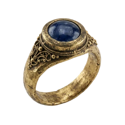 Vintage Sapphire Gold Ring